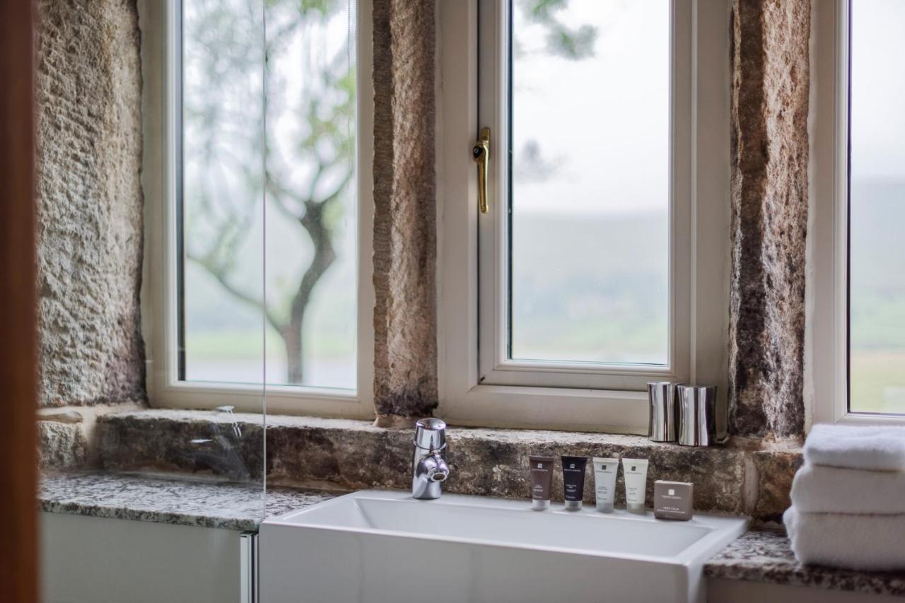 The Saddleworth Hotel Diggle Екстер'єр фото